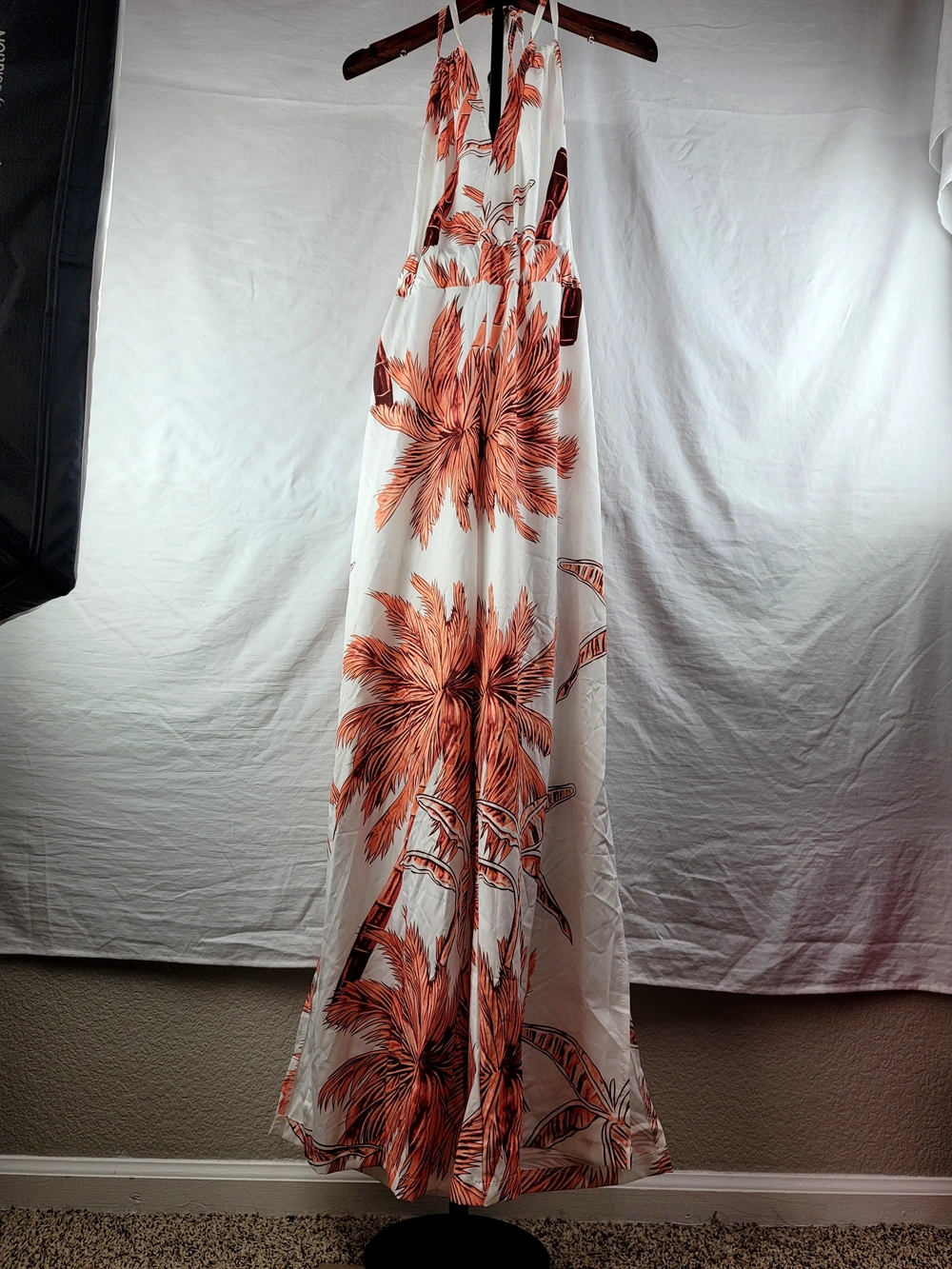 New Tropical Palm Tree Halter Jumpsuit Women's Size XL Side Slit Wide Leg White